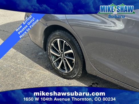 Used 2015 Toyota Camry LE image 25