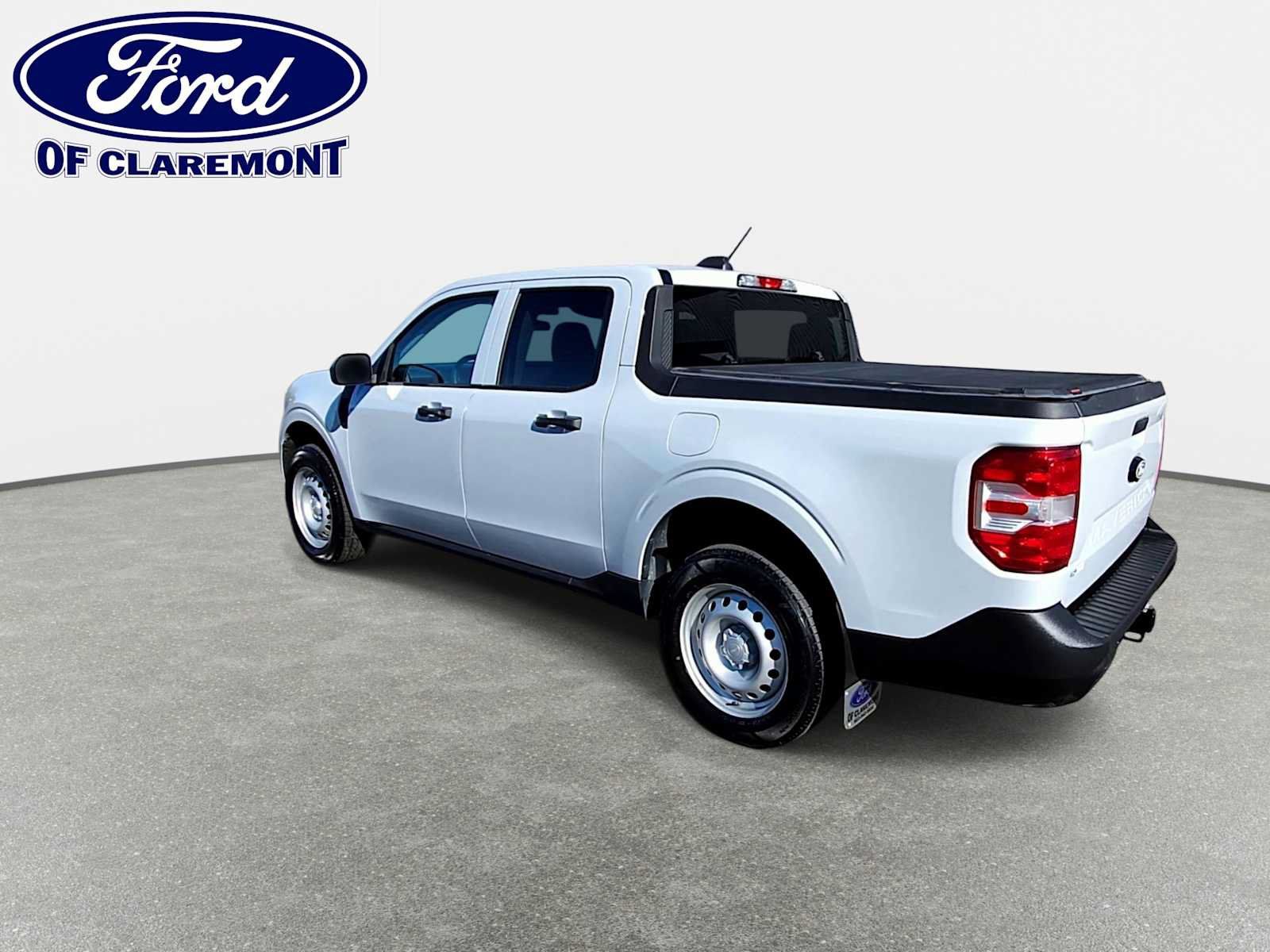 Used 2025 Ford Maverick XL w/ Equipment Group 102A AWD/4WD image 6
