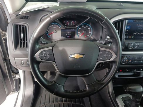 Used 2019 Chevrolet Colorado LT w/ LT Convenience Package image 17
