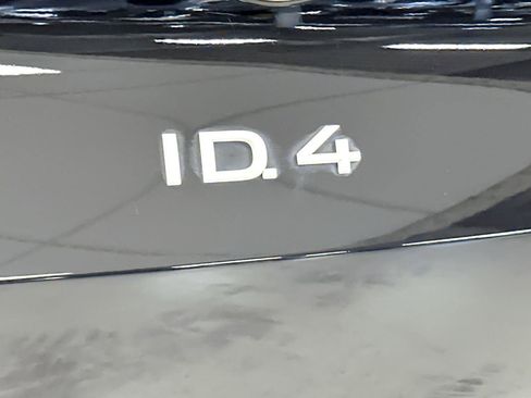 New 2025 Volkswagen ID.4 Pro image 26