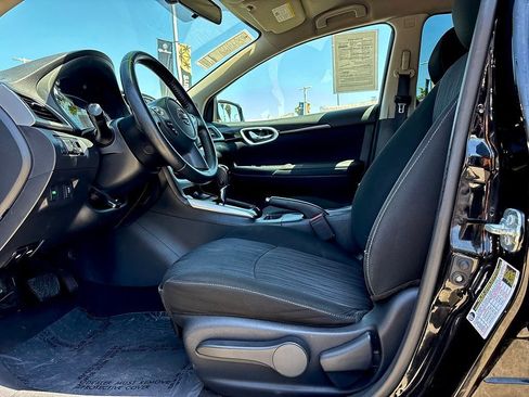 Used 2019 Nissan Sentra SV FWD image 12