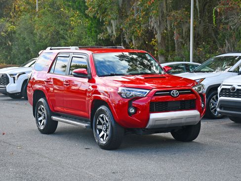 Certified 2023 Toyota 4Runner TRD Off-Road Premium image 4
