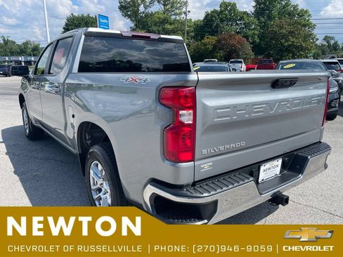 Used 2023 Chevrolet Silverado 1500 LT AWD/4WD image 37