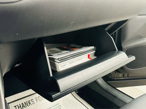 Certified 2023 Toyota Corolla Cross XLE w/ Convenience Package image 20