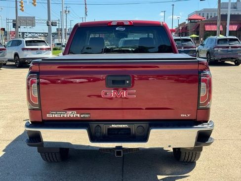 Used 2017 GMC Sierra 1500 SLT w/ SLT Premium Package AWD/4WD image 5