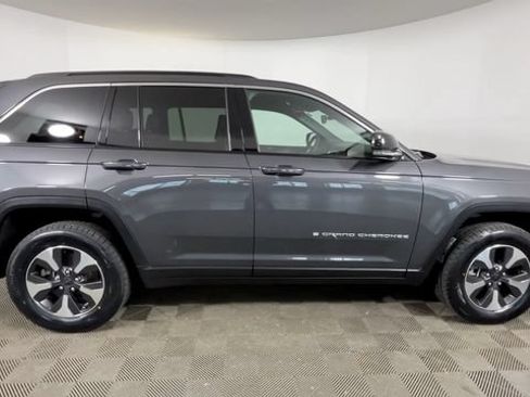 Used 2024 Jeep Grand Cherokee Limited 4xe w/ Trailer Tow Package AWD/4WD image 3