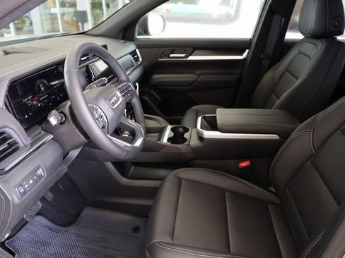 New 2026 GMC Terrain Elevation w/ Elevation Premium Package image 10