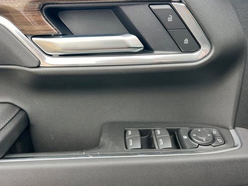 New 2026 Chevrolet Silverado 1500 LT Trail Boss w/ Convenience Package II AWD/4WD image 8