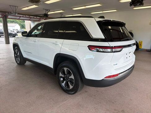 Certified 2024 Jeep Grand Cherokee Limited 4xe AWD/4WD image 23
