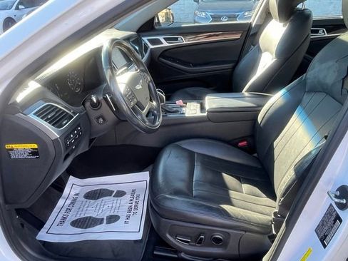 Used 2017 Genesis G80 3.8 w/ Option Group 02 image 24