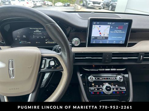 Used 2021 Lincoln Corsair Reserve image 10