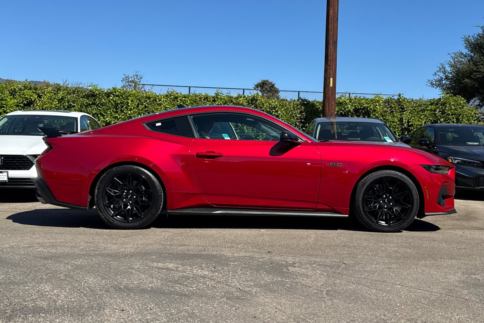 Used 2024 Ford Mustang GT Premium w/ GT Performance Package RWD image 3