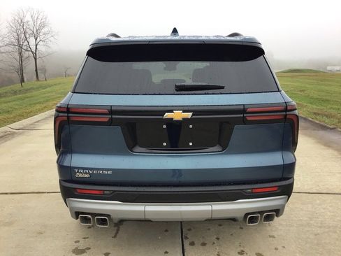 New 2026 Chevrolet Traverse LT image 4