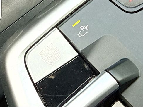 Used 2025 BMW X1 xDrive28i w/ Convenience Package image 36