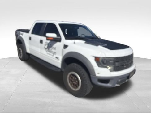 Used 2014 Ford F150 Raptor w/ Equipment Group 801A Luxury AWD/4WD image 2