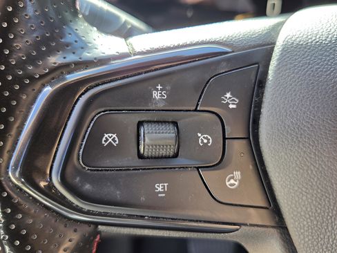 Used 2024 Chevrolet Trax RS image 18