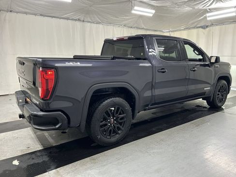 Used 2022 GMC Sierra 1500 Elevation AWD/4WD image 2