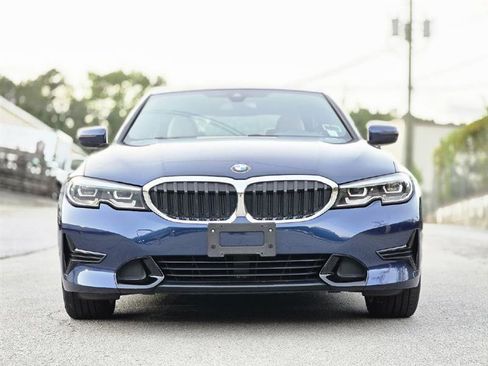 Used 2019 BMW 330i xDrive Sedan w/ Convenience Package image 16