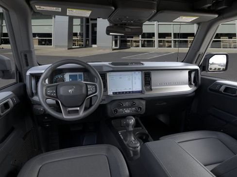 New 2025 Ford Bronco Big Bend image 9
