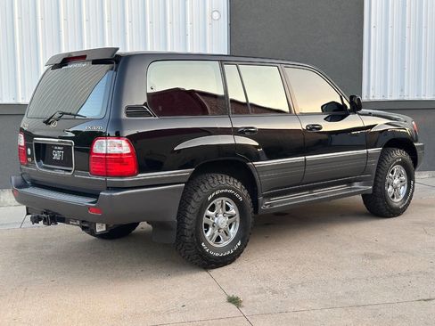 Used 2002 Lexus LX 470 4WD image 19
