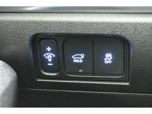 Certified 2025 Kia Sorento SX image 25