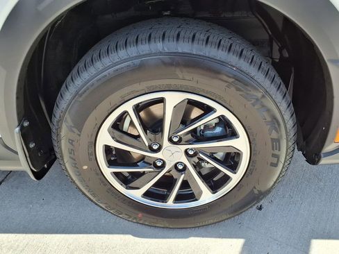 Used 2026 Mitsubishi Eclipse Cross ES AWD/4WD image 7
