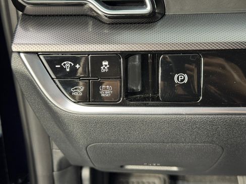 Used 2024 Kia Sportage SX Prestige image 16