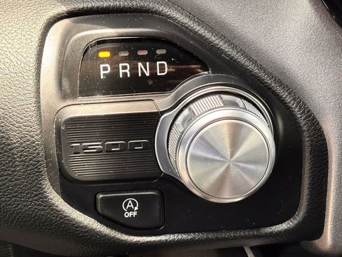 Used 2021 RAM 1500 Laramie RWD image 18