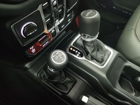 New 2026 Jeep Gladiator Mojave image 29