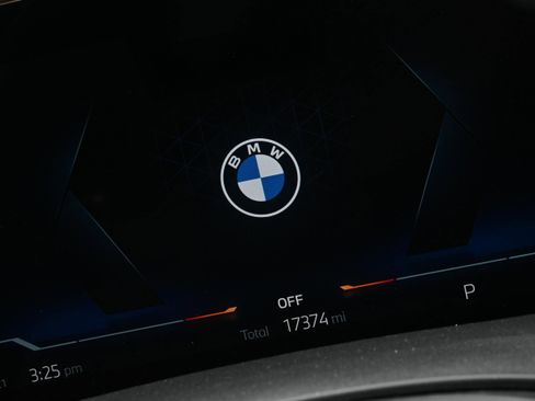 Certified 2024 BMW X6 xDrive40i w/ Premium Package image 37