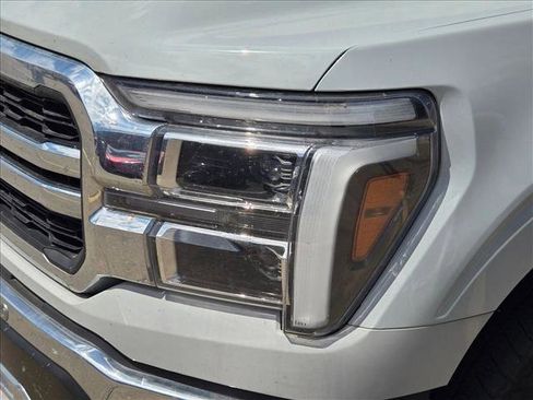 Used 2024 Ford F150 Lariat w/ FX4 Off-Road Package image 7