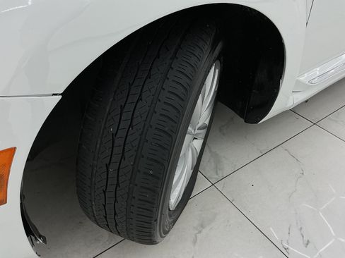 Used 2019 Volkswagen Beetle 2.0T S FWD image 37