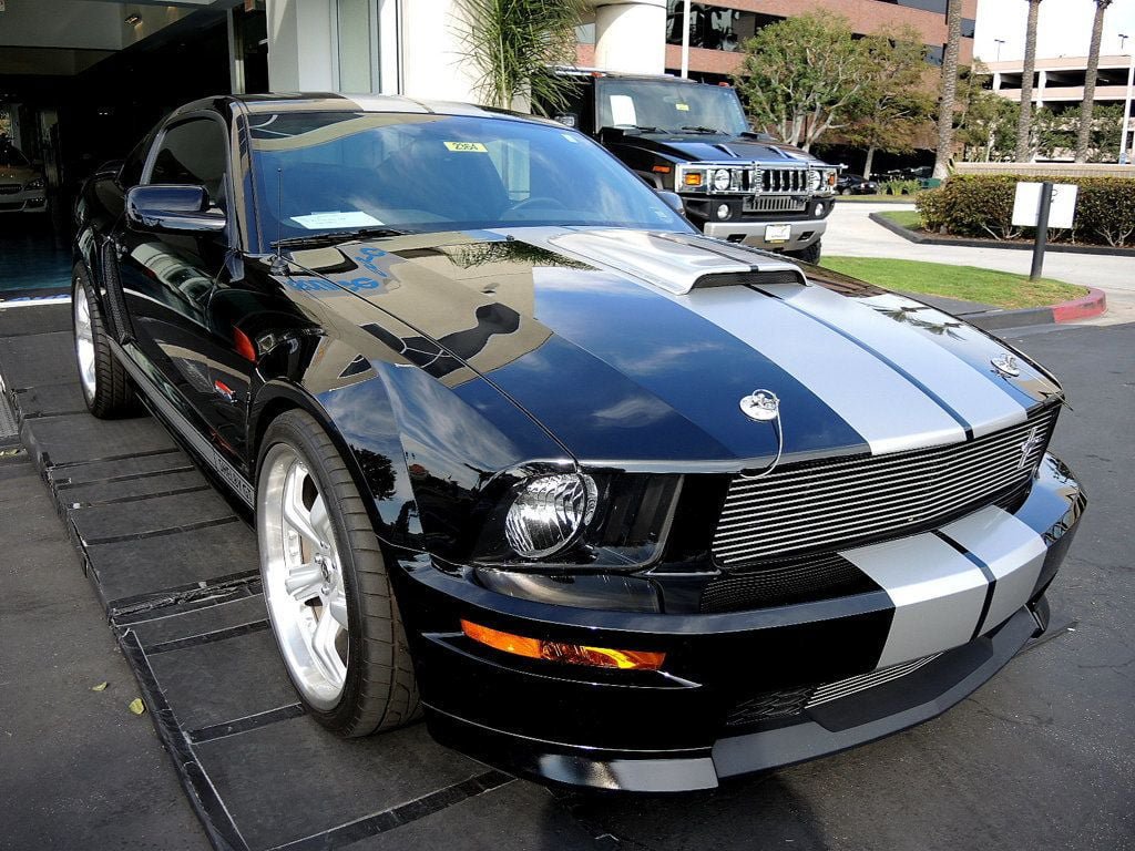 Used 2007 Ford Mustang GT Premium RWD image 4