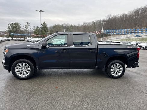 Used 2023 Chevrolet Silverado 1500 Custom image 8