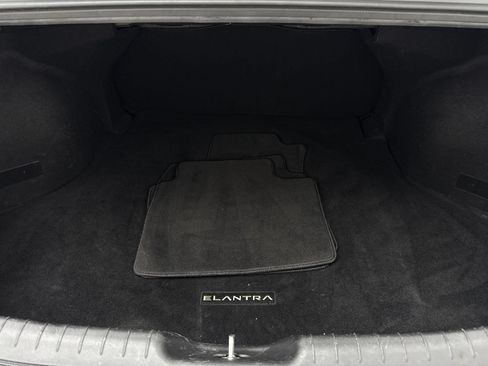 Used 2025 Hyundai Elantra Sport FWD image 46