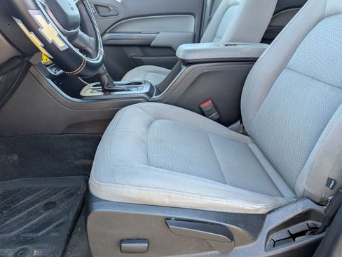 Used 2016 Chevrolet Colorado W/T w/ WT Convenience Package image 6