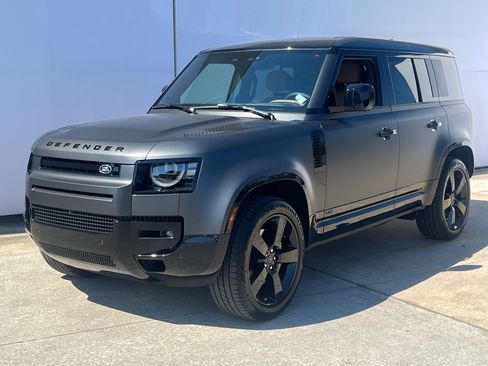 New 2026 Land Rover Defender 110 V8 image 34