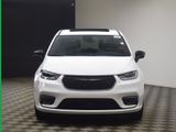 New 2026 Chrysler Pacifica Select image 2