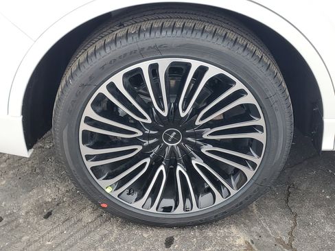 New 2026 Lincoln Aviator Black Label image 5