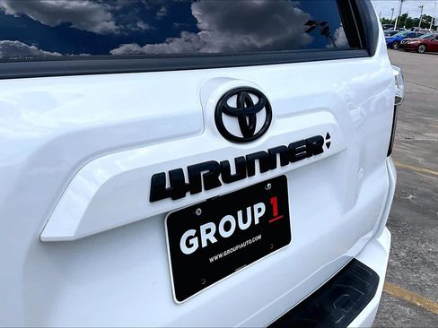 Used 2022 Toyota 4Runner SR5 RWD image 30