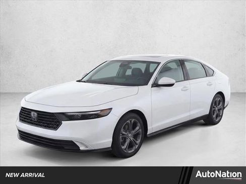 Used 2023 Honda Accord EX image 1