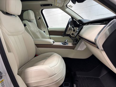 Used 2023 Land Rover Range Rover SE AWD/4WD image 32