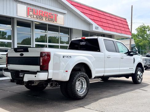 Used 2020 Ford F350 Lariat w/ Lariat Ultimate Package AWD/4WD image 3