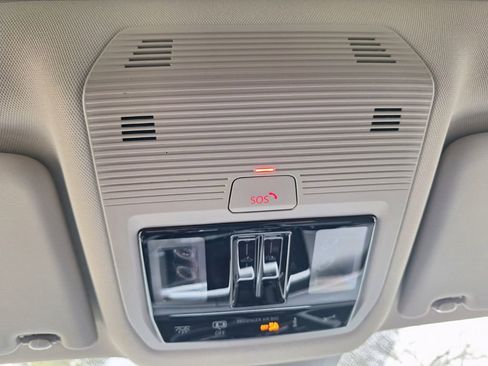 New 2026 Volkswagen Atlas Peak Edition image 19