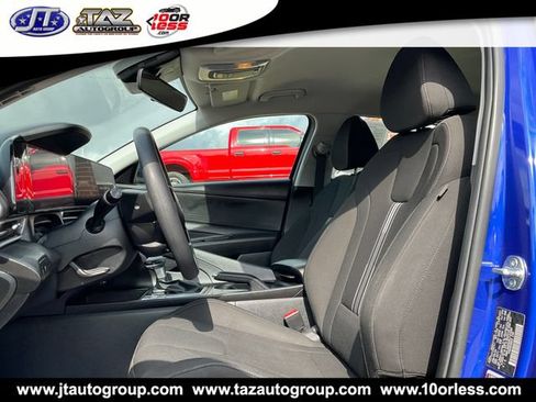 Used 2024 Hyundai Elantra SEL FWD image 10