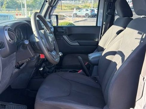Used 2013 Jeep Wrangler Sport AWD/4WD image 17