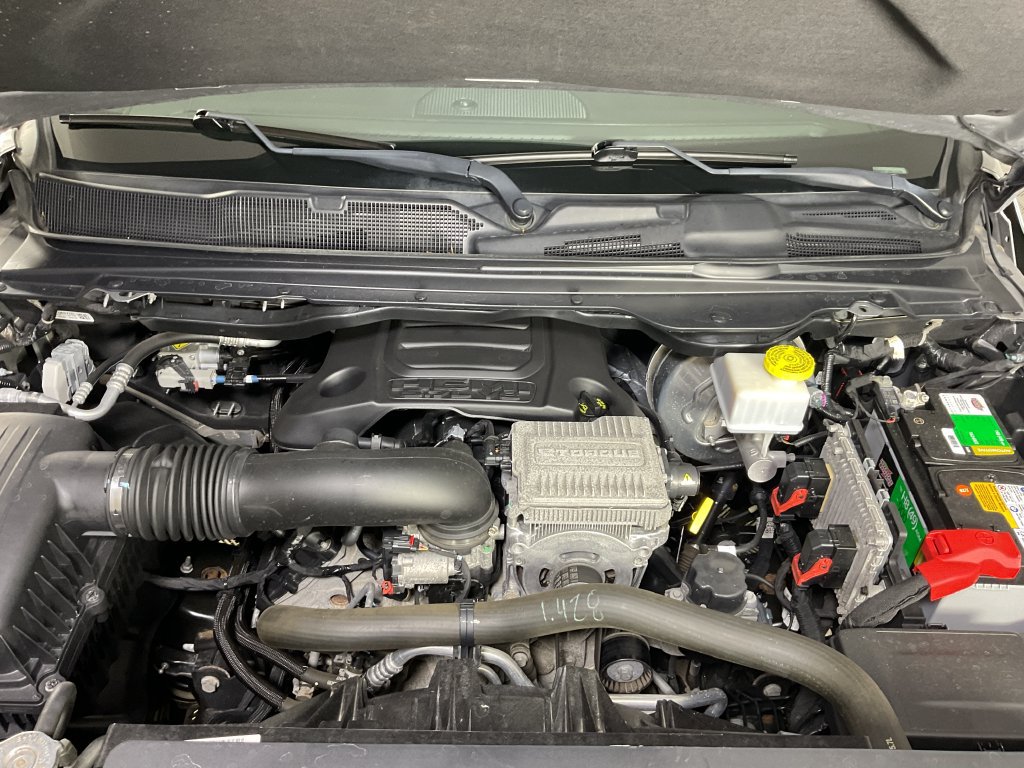 Used 2022 RAM 1500 Laramie AWD/4WD image 26