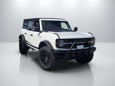 Used 2024 Ford Bronco Wildtrak AWD/4WD image 1