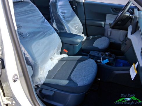 New 2025 Ford Maverick XLT w/ XLT Luxury Package image 12