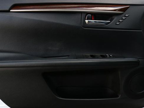 Used 2015 Lexus ES 350 w/ Premium Package image 15